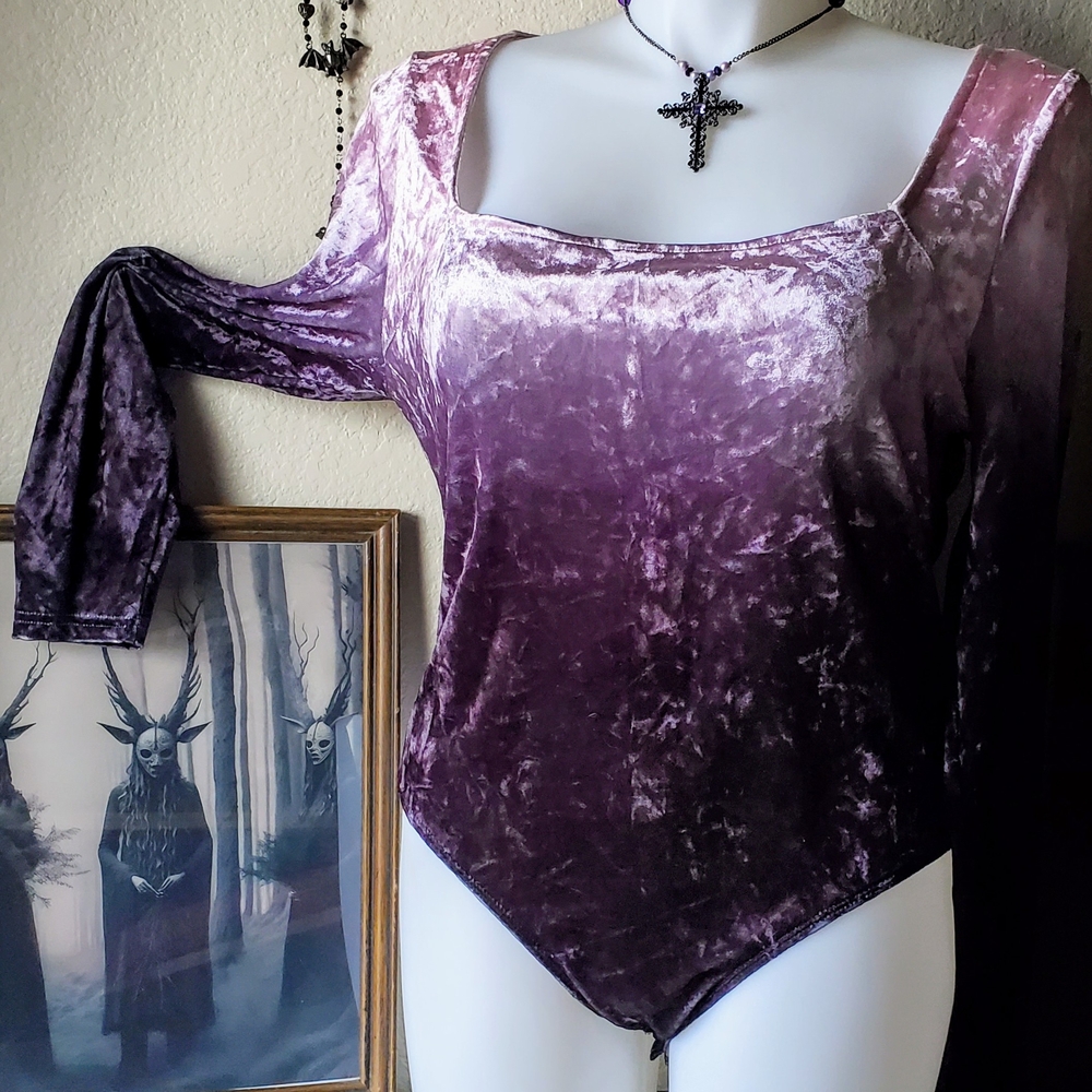 NWOT Purple Ombre Velvet Women's Bodysuit - Picture 2 of 3